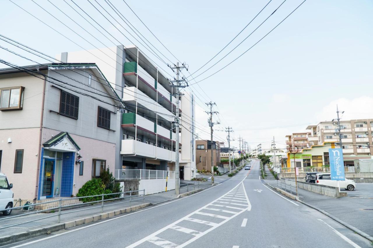 Mr. Kinjo In Matabee Lejlighedshotel Okinawa Eksteriør billede